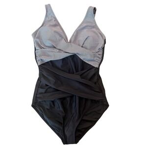 NWT Smismivo Tummy Control One Piece Swimsuit Women's Size L Black Stripe Ruched